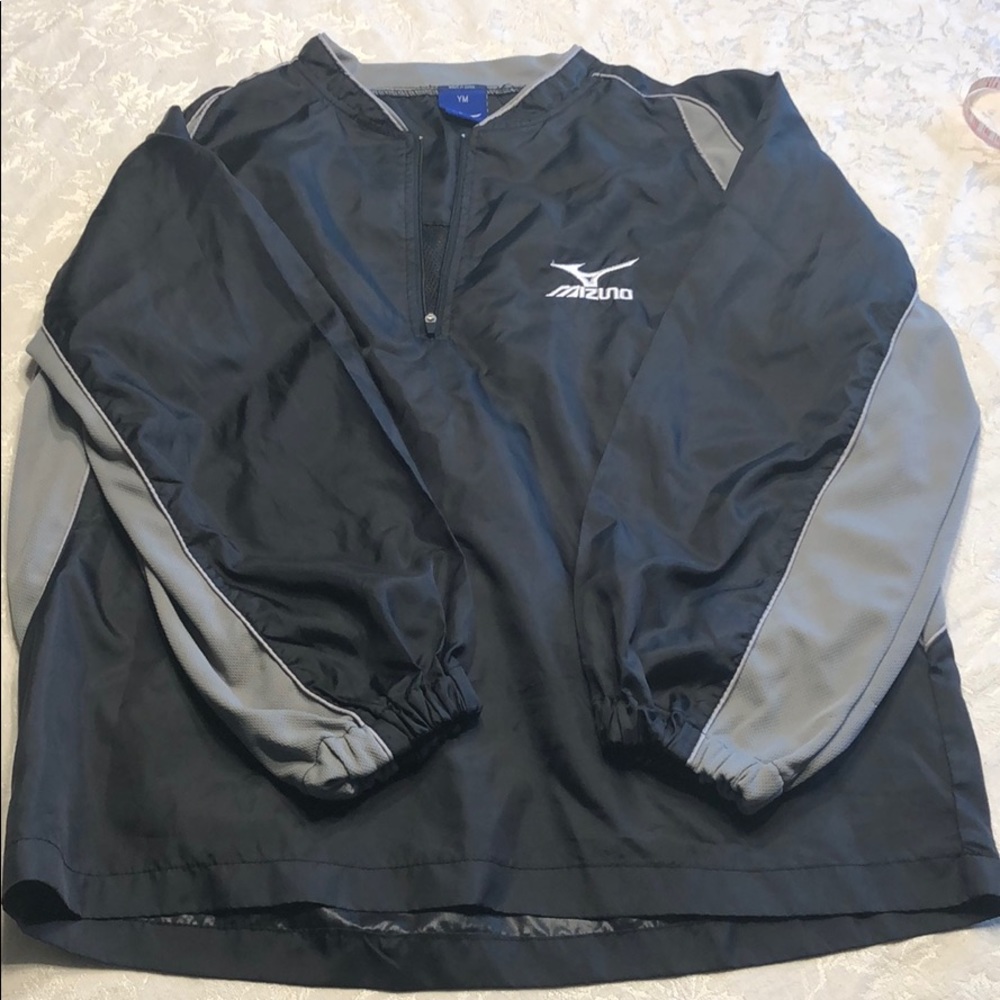 Mizuno Windbreaker